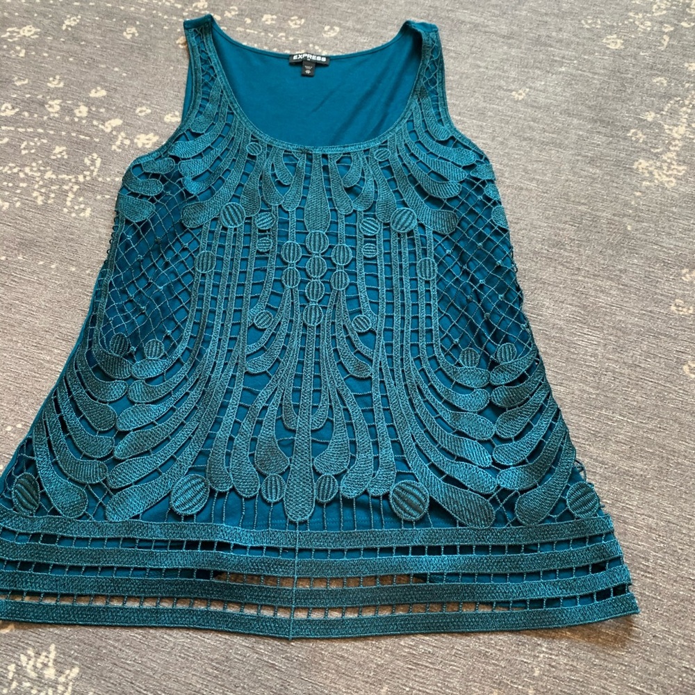 Express tank top